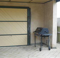 Arches Spa Apartments  Complex - South Australia Travel