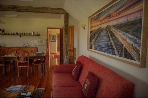 Herons Rise Vineyard Accommodation - South Australia Travel 2
