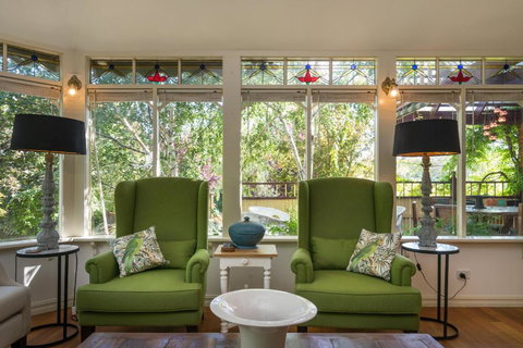 Rent Your Own Historic Hotel For Holidays & Events - South Australia Travel 3