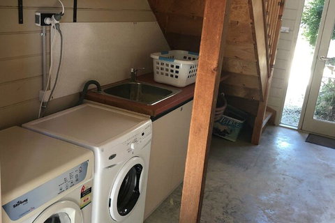 Alpine Stag Lodge Unit 2 - South Australia Travel 3