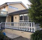 Holiday home close to train station - South Australia Travel