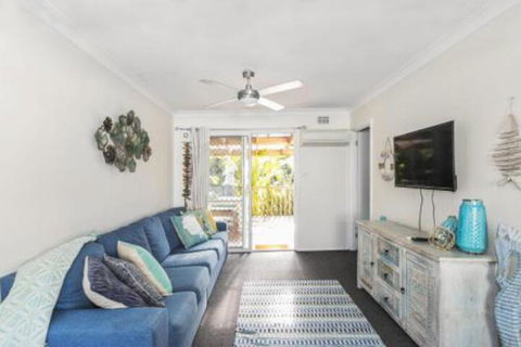 MOLLYMOOK BEACH COTTAGE - South Australia Travel 4
