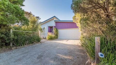 House On 37 Barramundi Near Smiths - South Australia Travel 0