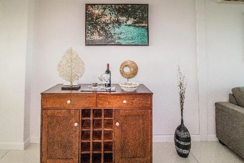 ZEN By THE WATER Darwins Premier Family Retreat - South Australia Travel 3