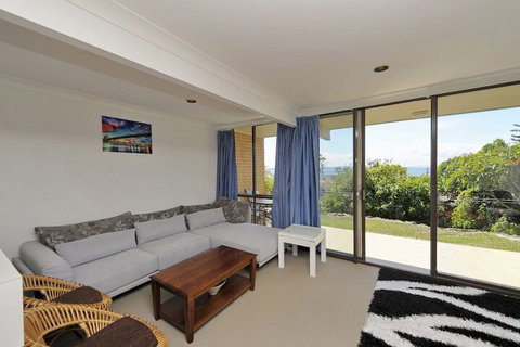 The Crest Unit 5 / 6 8 Tomaree Road - South Australia Travel 1
