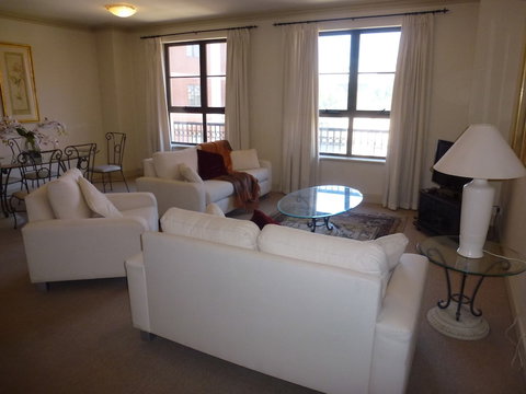 City Escape 2BD In Adelaides East End 2 - South Australia Travel 6