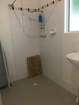 Victorian Chic Row Cottage - South Australia Travel 4