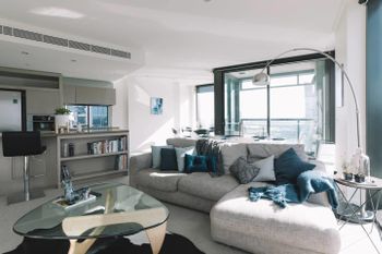Experience Waterfront Luxury With Views - South Australia Travel 0