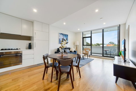 Modern Apartment Next To Largest Shopping Centre - South Australia Travel 4