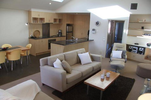 SACKVILLE APARTMENT 1 - South Australia Travel 3