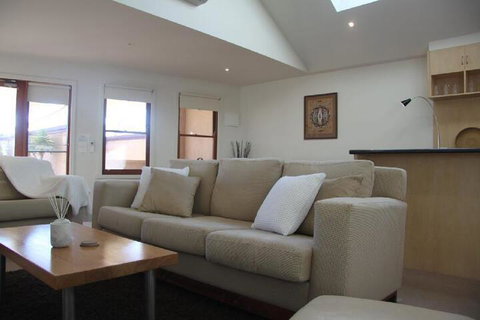 SACKVILLE APARTMENT 1 - South Australia Travel 4
