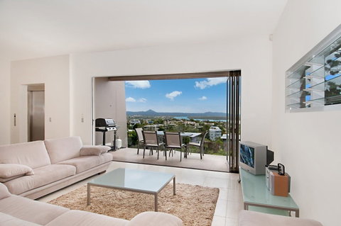 Noosa Penthouse Close To Hastings Street Unit 2 Vue 28 Edgar Bennett Ave - South Australia Travel 5
