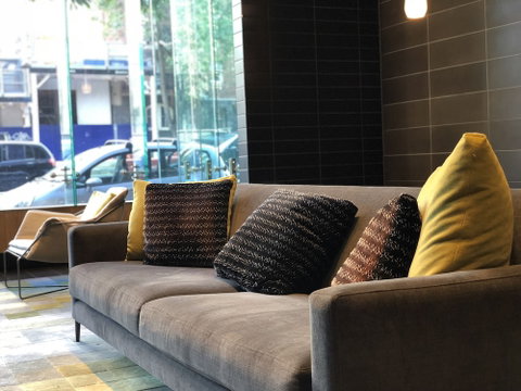 Comfy 2-Bedroom Apartment Level 5 - South Australia Travel 2