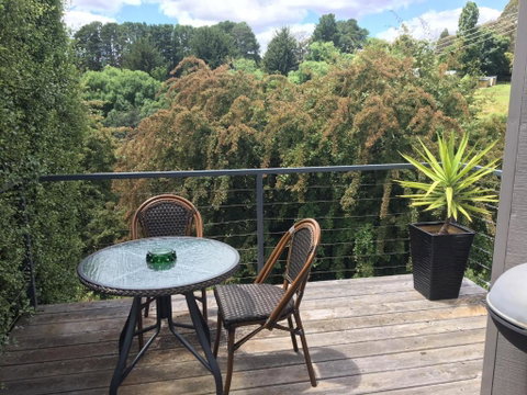 Daylesford Spa Villa One - South Australia Travel 4