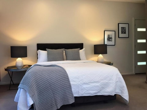 Daylesford Spa Villa One - South Australia Travel 5