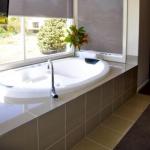 Daylesford Spa Villa One - South Australia Travel 0