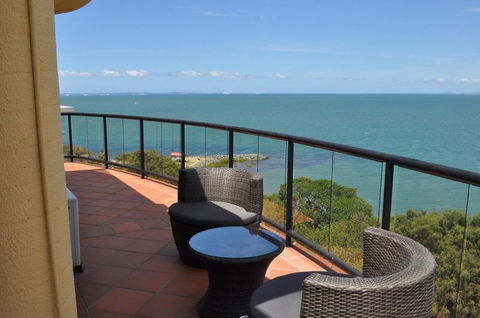 Sunset Sails Redcliffe - South Australia Travel 1