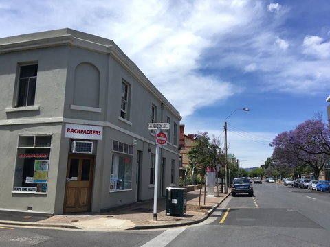 Shingos Backpackers - South Australia Travel 0