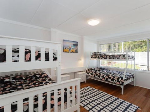 3 Lillian Street Fantastic House So Close To The Water - South Australia Travel 6