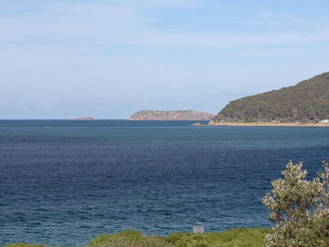 12 Intrepid 3 Intrepid Close Right On The Beachfront - South Australia Travel 4