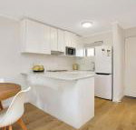 Hawks Nest Accommodation - South Australia Travel