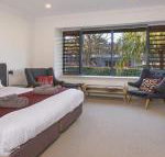 ShorelineatThe Sebel on Kiamas harbour foreshore