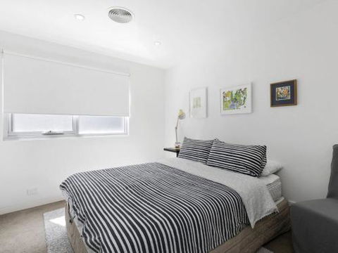 LOUTTIT BAY APARTMENT 2 Main Street With Wifi & Views - South Australia Travel 4