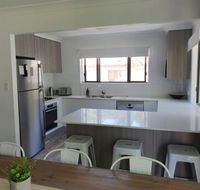 12 Cooloola Drive Family home close to beach pet friendly - South Australia Travel