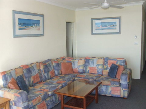 South Pacific Unit 2 / 13 15 Shoal Bay Road - South Australia Travel 3