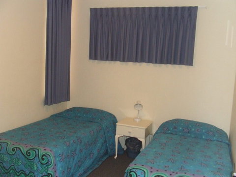 South Pacific Unit 2 / 13 15 Shoal Bay Road - South Australia Travel 2