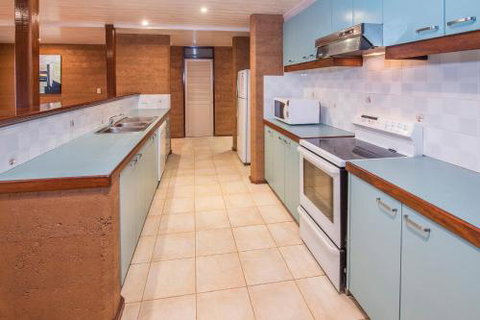 Ultramarine - South Australia Travel 6