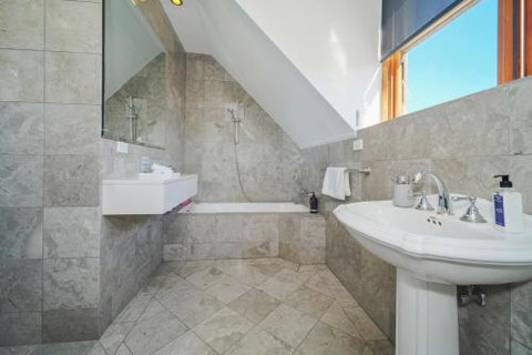 Sandalyn Estate Hunter Valley - South Australia Travel 4