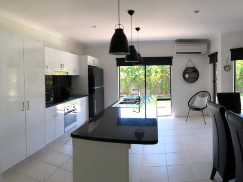 Cooya Beach Ultimate Tropical Getaway - South Australia Travel 5