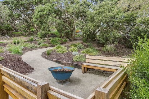 Lansdowne Villa - South Australia Travel 7