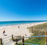 Pet Friendly home walking distance to Surf Beach North St. Woorim - South Australia Travel