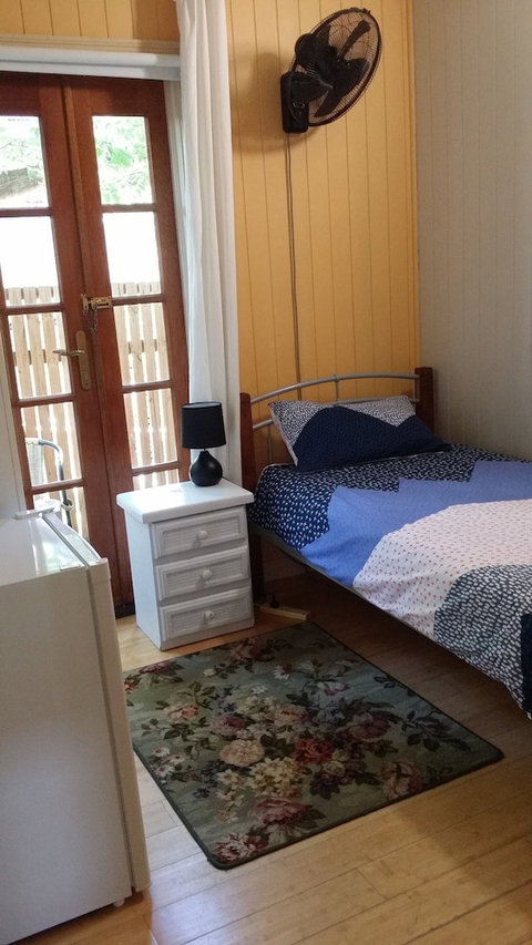 Minto Hostel - South Australia Travel 6