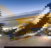 Ramada by Wyndham Diplomat Canberra - South Australia Travel