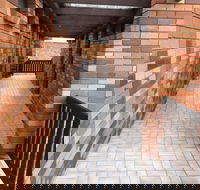 Maclin Lodge Motel - South Australia Travel