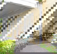 Georgian Court Bed  Breakfast - South Australia Travel