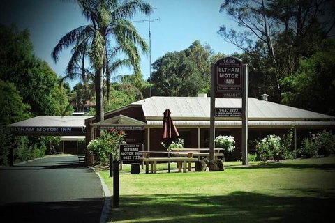 Eltham Motor Inn - South Australia Travel 3