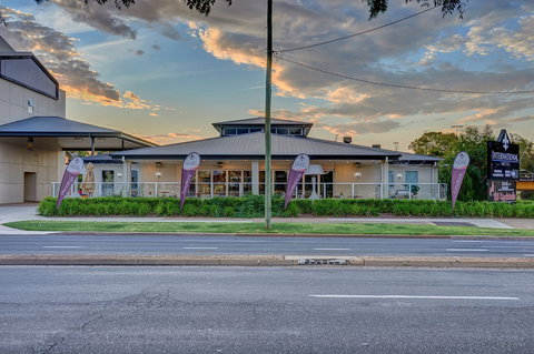 International Hotel Wagga Wagga - South Australia Travel 0
