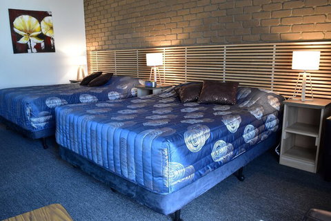 Strzelecki Motor Lodge - South Australia Travel 4