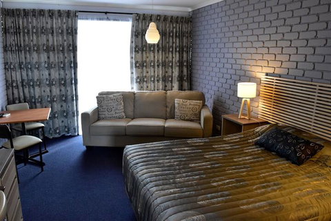 Strzelecki Motor Lodge - South Australia Travel 3