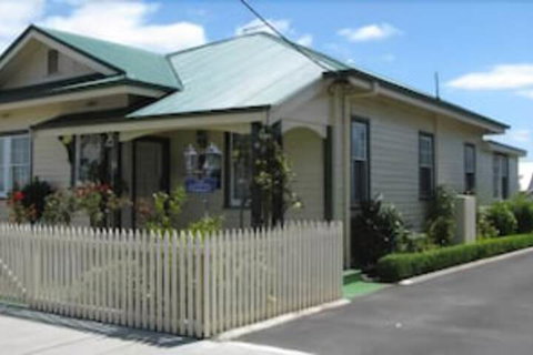 The Postmaster Inn BnB - South Australia Travel 0