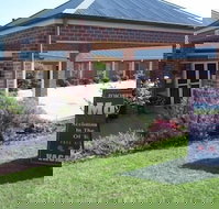 Poachers Paradise Motel - South Australia Travel