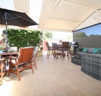 Safety Bay Guest House - South Australia Travel