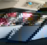 Globe Backpackers  City Oasis Resort - South Australia Travel