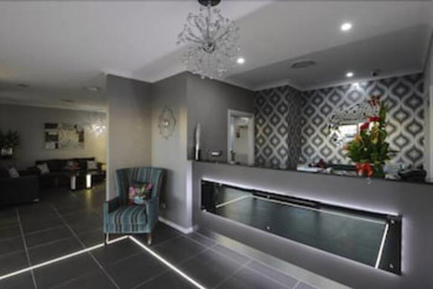 Aastro Dish Motor Inn - South Australia Travel 0