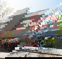 Melbourne Metro YHA - Hostel - South Australia Travel