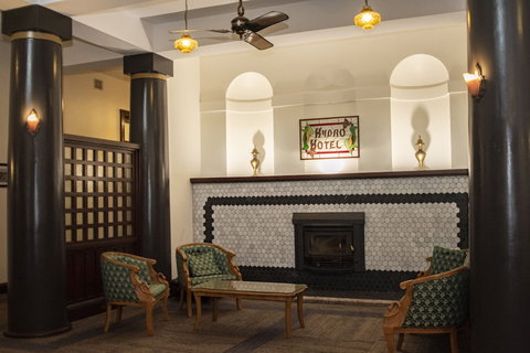 Historic Hydro Motor Inn - South Australia Travel 5